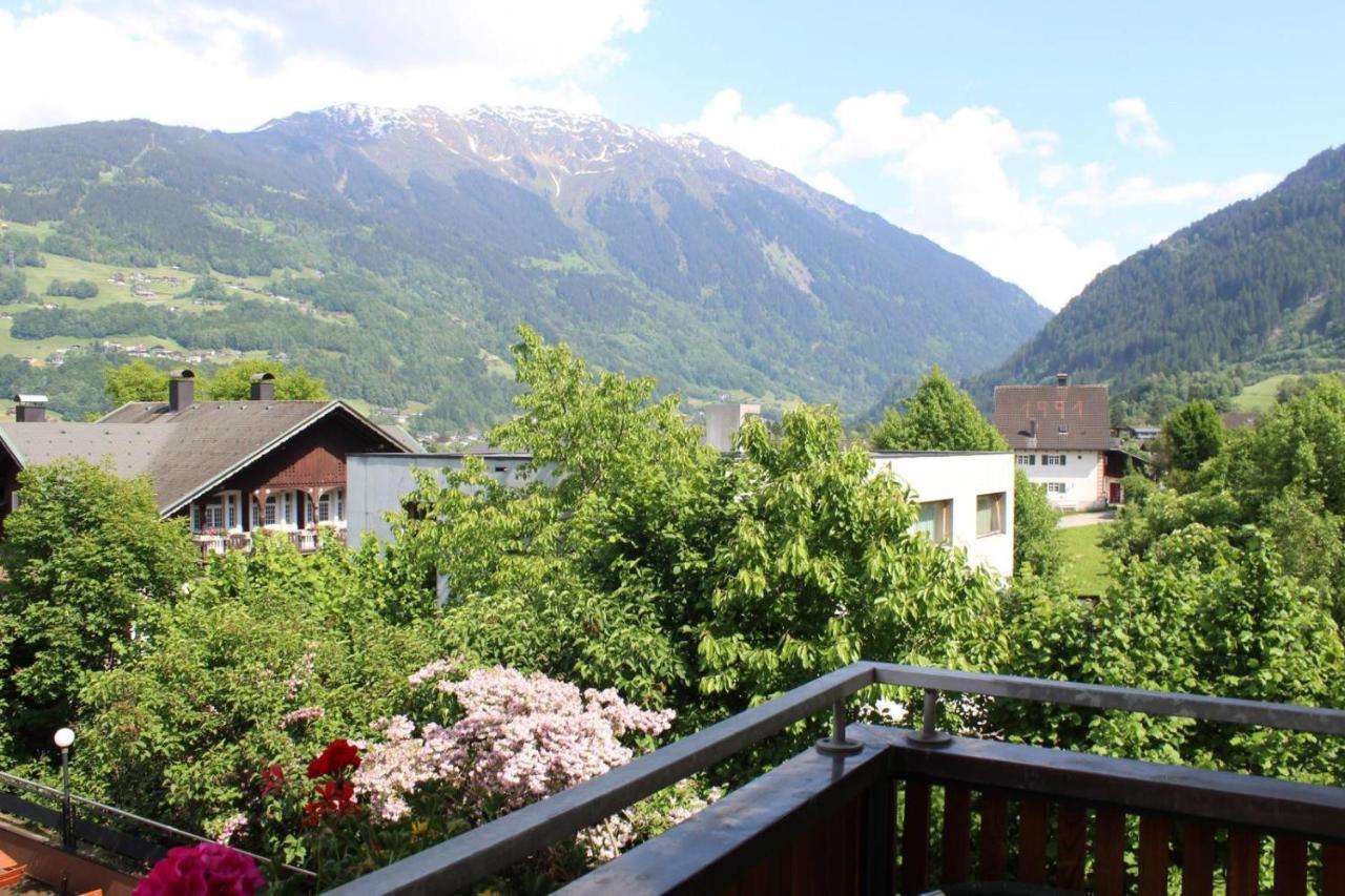 Wanderhotel Garni Cresta Schruns ภายนอก รูปภาพ